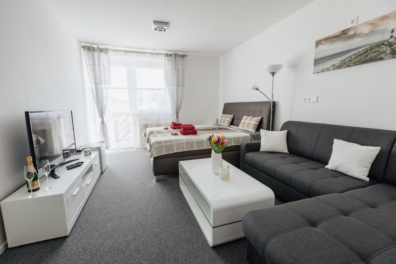 Apartman 15 Mymara Besenova Ngoại thất bức ảnh